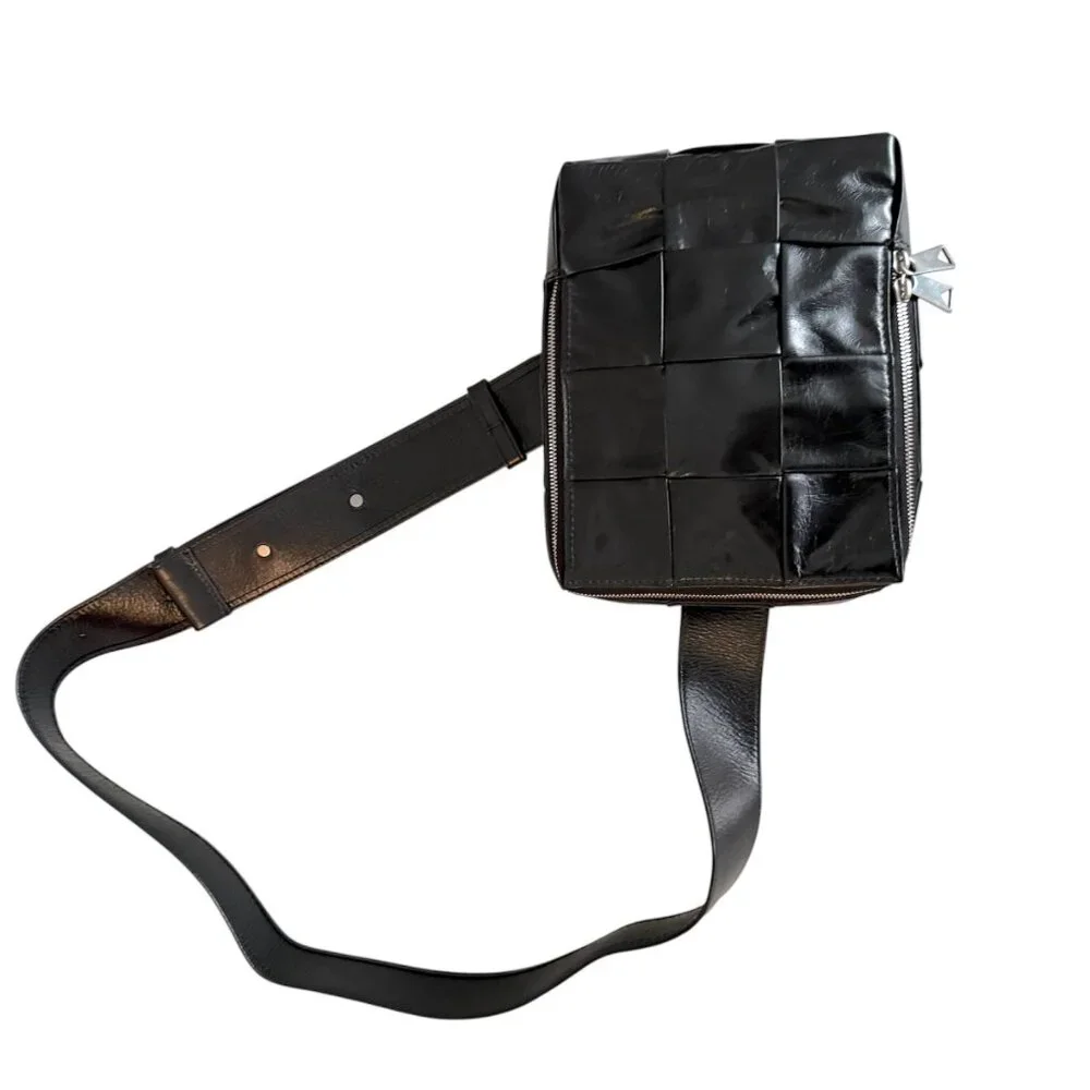 Bottega Veneta Cassette Crossbody Messenger Bag Black Intrecciato Leather NWT